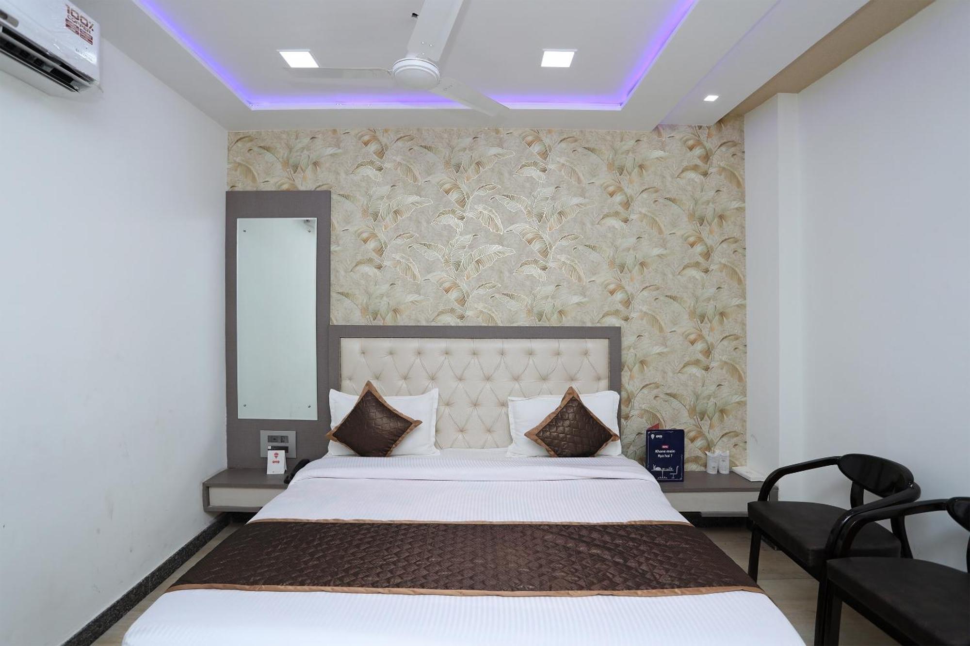 Oyo Hotel Vaishnavi Heritage Inn Агра Екстериор снимка