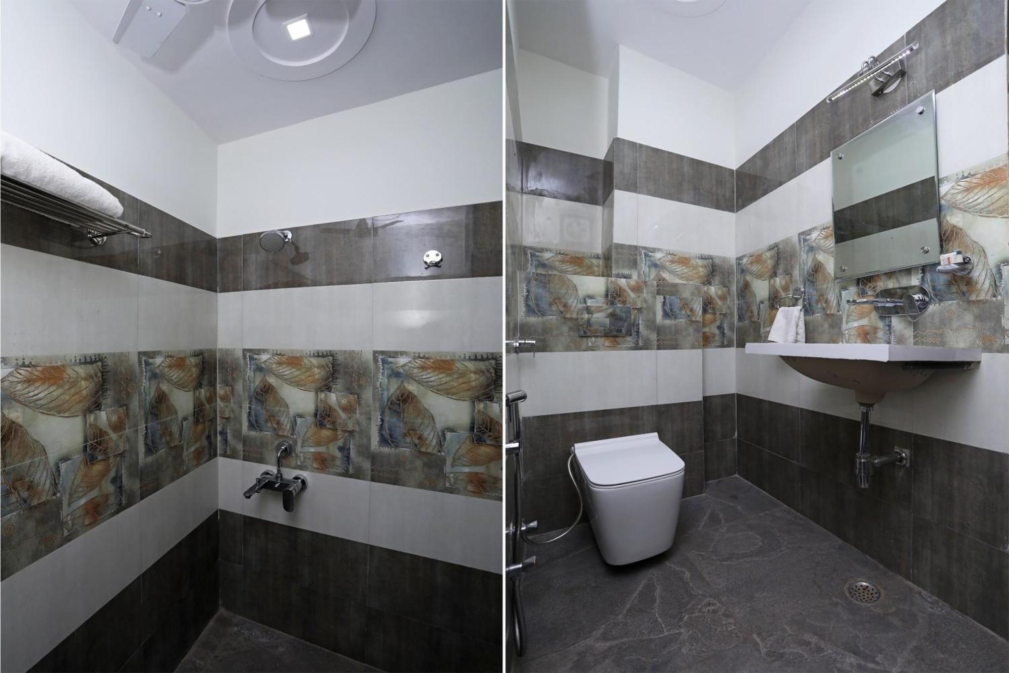 Oyo Hotel Vaishnavi Heritage Inn Агра Екстериор снимка